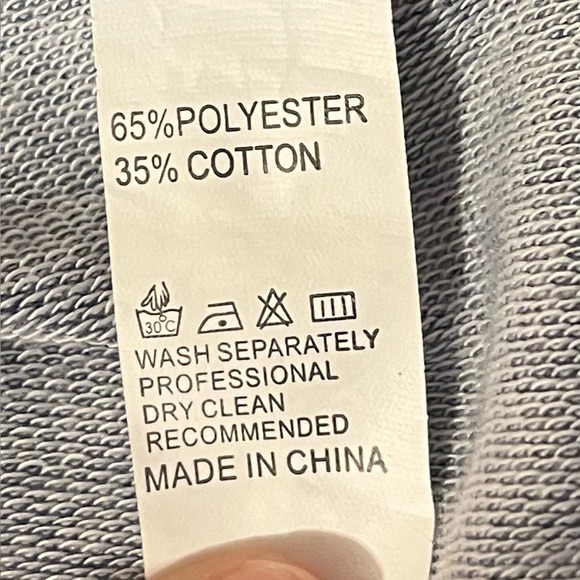 LILICLOTH Blue Graphic Pullover Sweatshirt Roll My Eyes Out Loud? - Size L - Picture 4 of 4